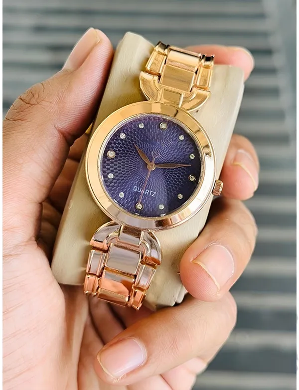 Rose_Gold_Metal_Bracelet_Quartz_Watch_for_Women