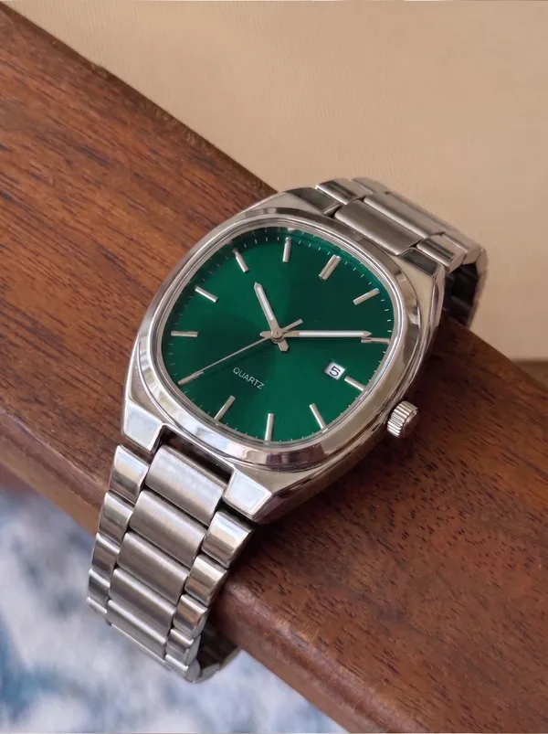 Silver_Metal_Analog_Watch_for_Men