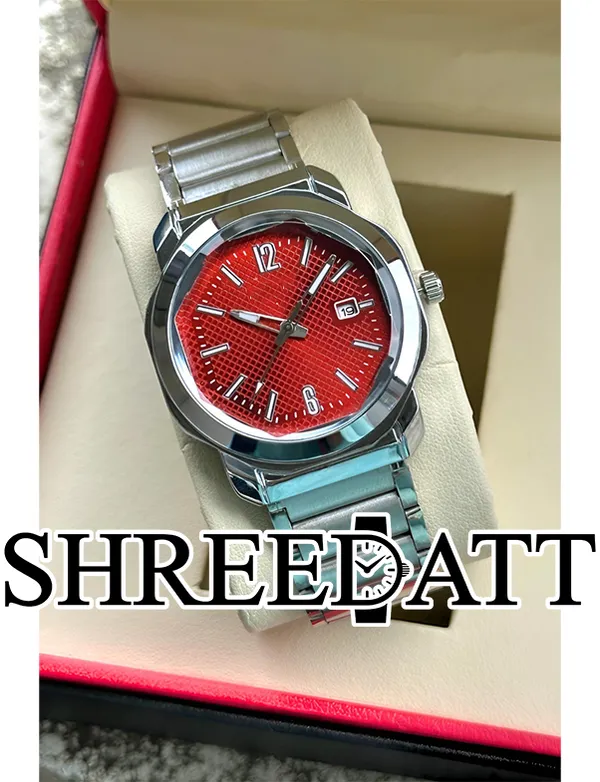 Silver_Metal_Analog_Watch_For_Everyday_Wear