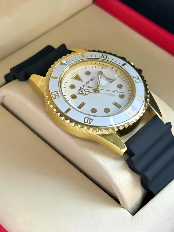 Gold_Silicone_Analog_Watch_for_Men