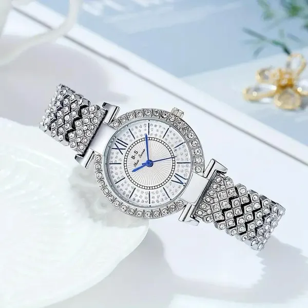 Silver_Rhinestone_Analog_Watch_for_Women
