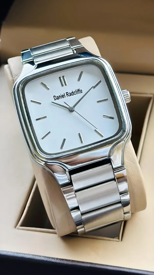 Silver_Tone_Square_Dial_Analog_Wrist_Watch