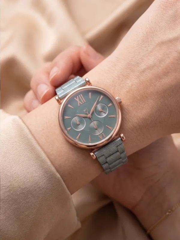 Grey_Stainless_Steel_Analog_Watch_for_Women