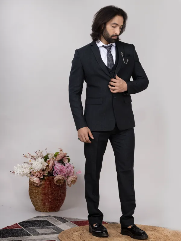 Premium_3_Piece_Suit_for_Men