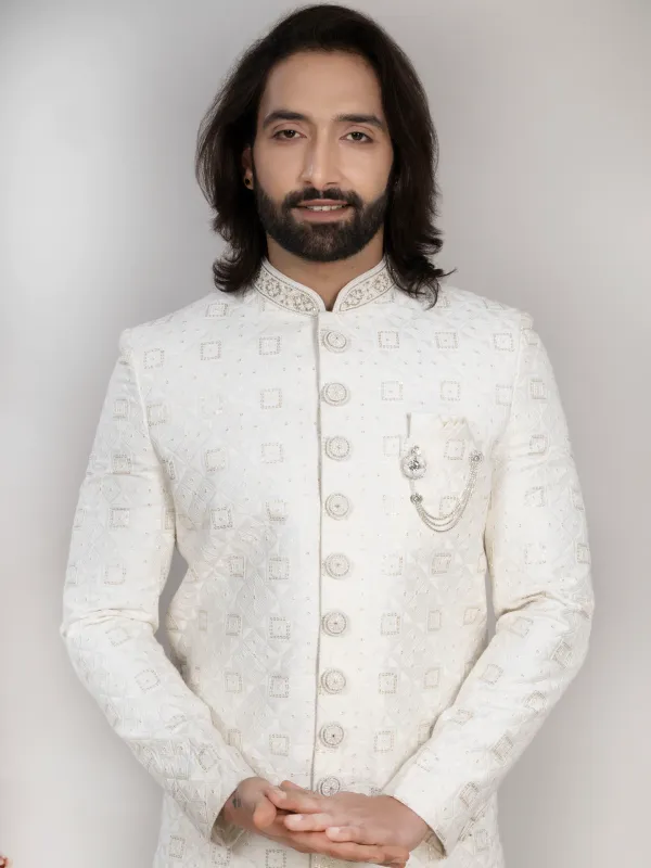 White_Embroidered_Sherwani_Set_With_Pajama_Mojri_For_Men_White