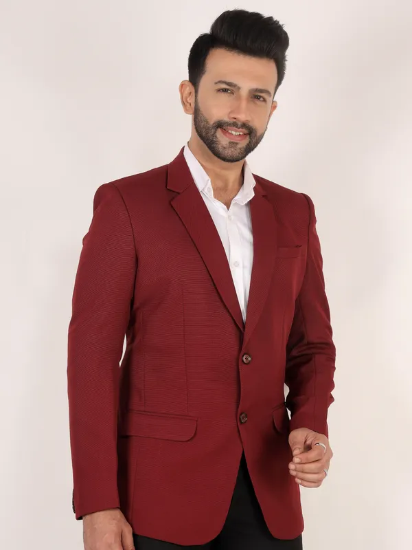 Red_Matty_Regular_Fit_Single_Breasted_Blazer_For_Men