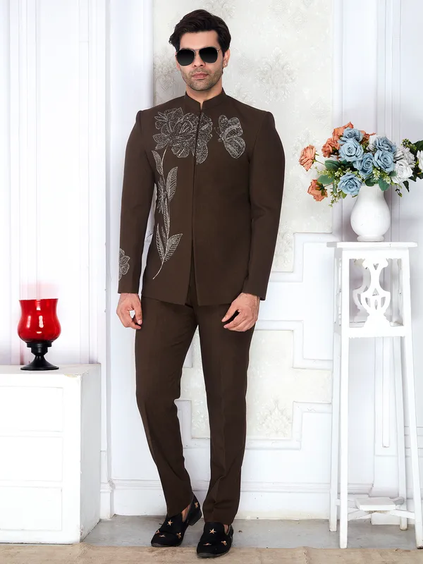 Dark_Brown_Regular_Fit_Embroidered_Bandhgala_Suit_For_Men