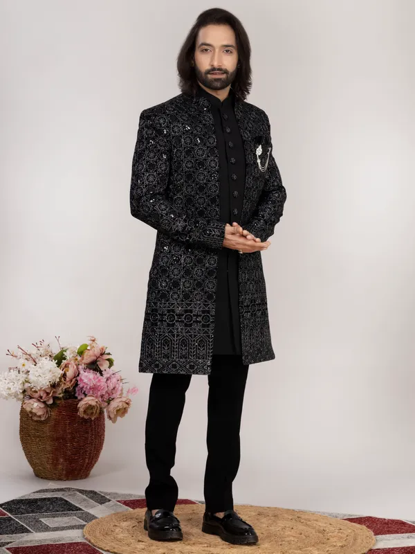 Black_Premium_Velvet_Embroidered_Indo-Western