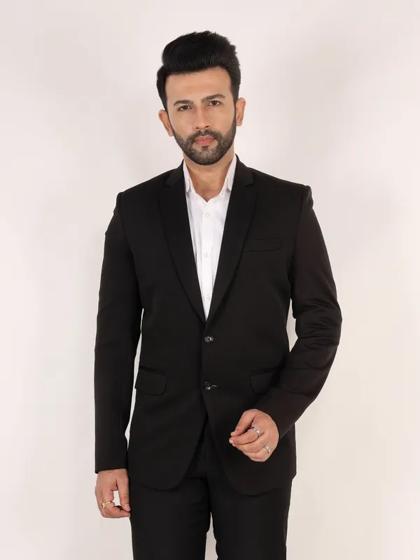Black_Matty_Blazer_for_Men_Regular_Fit_Single_Breasted