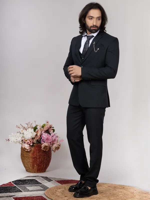 Premium_3_Piece_Suit_for_Men