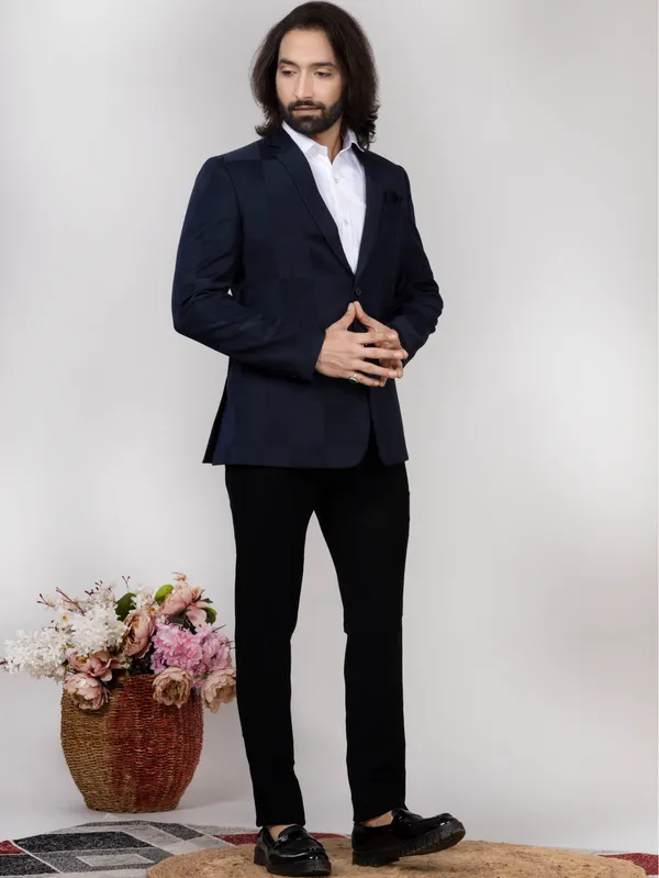 Navy_Blue_Checkered_Blazer