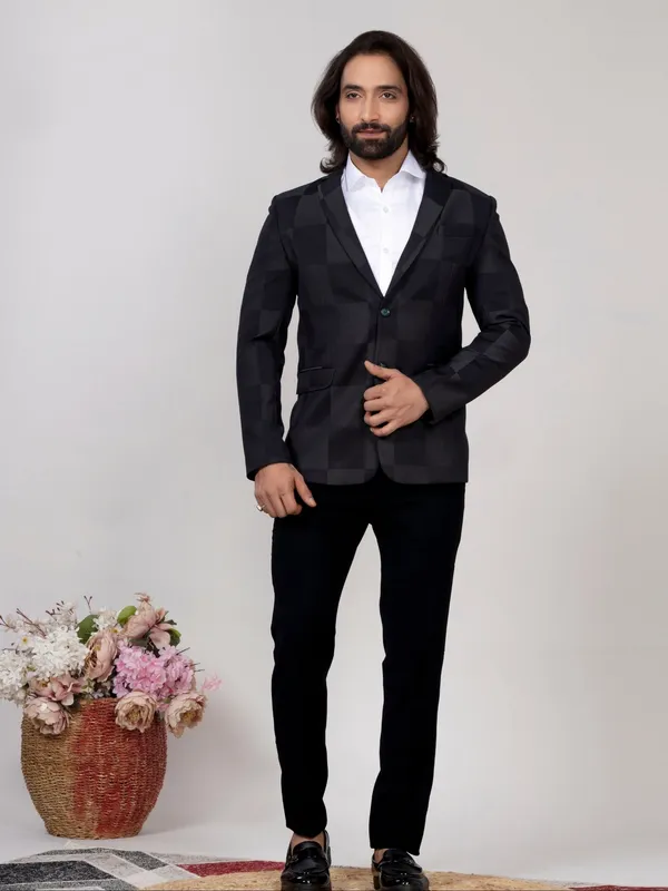 Grey_Green_Checkered_Blazer