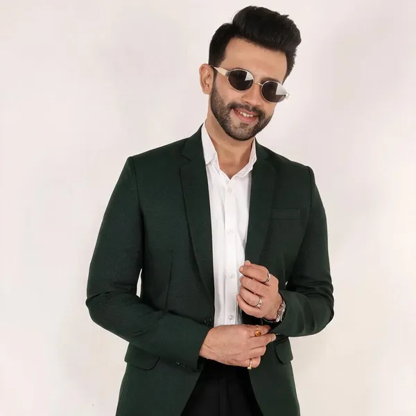 Bottle_Green_Polyester_Regular_Fit_Single_Breasted_Blazer_For_Men