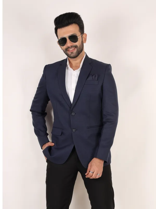 Navy_Blue_Polyester_Regular_Fit_Single_Breasted_Blazer_For_Men