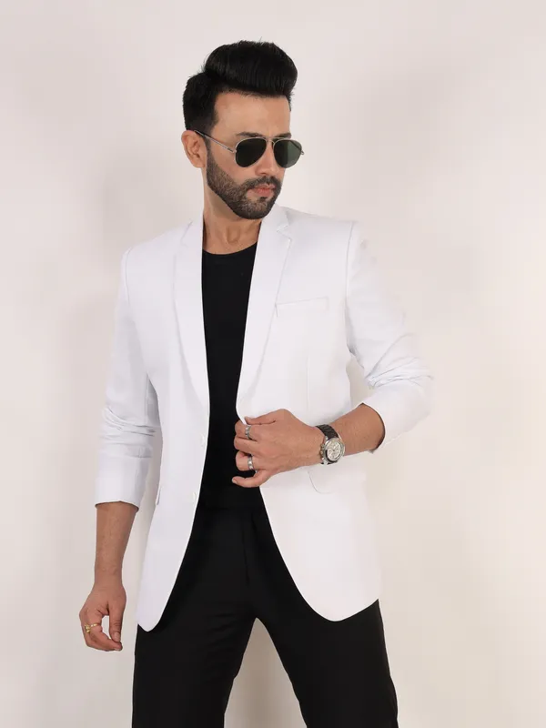 White_Polyester_Regular_Fit_Single_Breasted_Blazer_For_Men