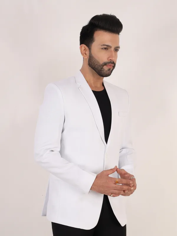 White_Polyester_Regular_Fit_Single_Breasted_Blazer_For_Men