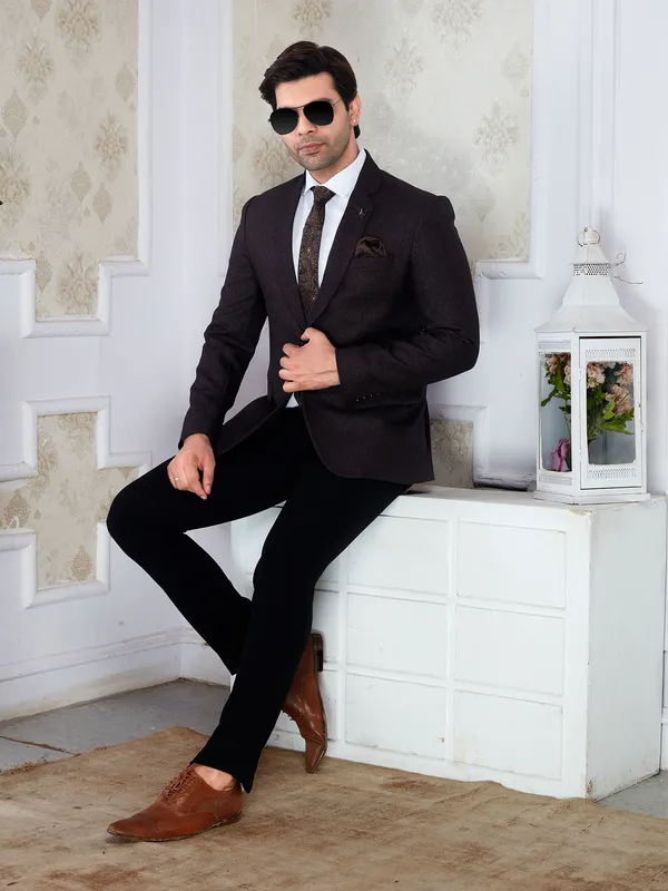 Dark_Brown_Jute_Texture_Regular_Fit_Formal_Blazer_For_Men