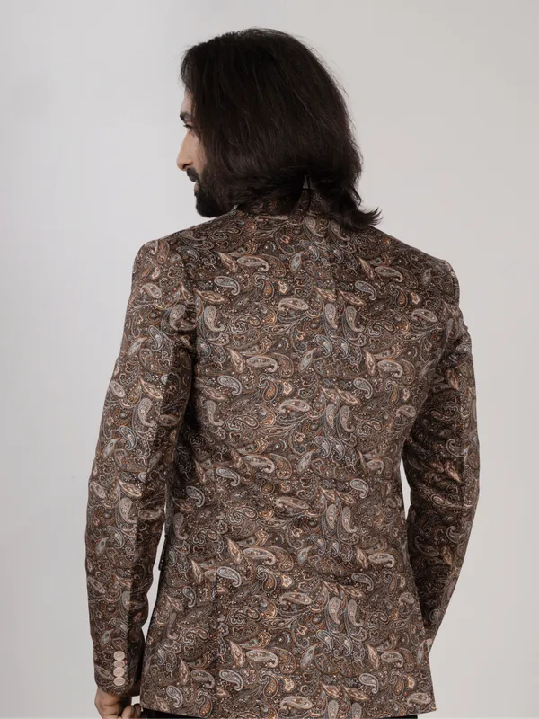 Brown_Paisley_Printed_Regular_Fit_Blazer_For_Men
