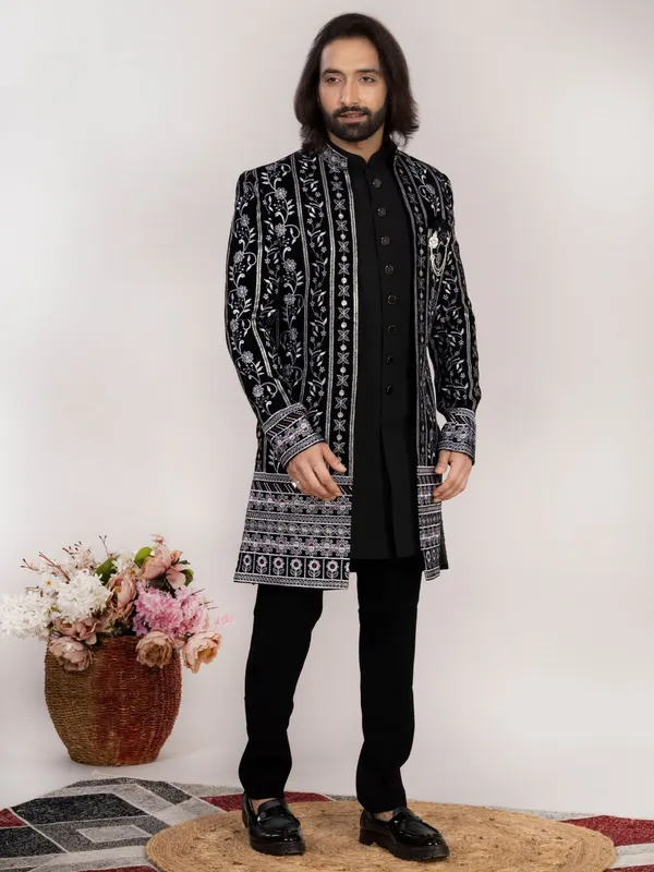 Black_Velvet_Regular_Fit_Hand_Embroidered_Sherwani_For_Men