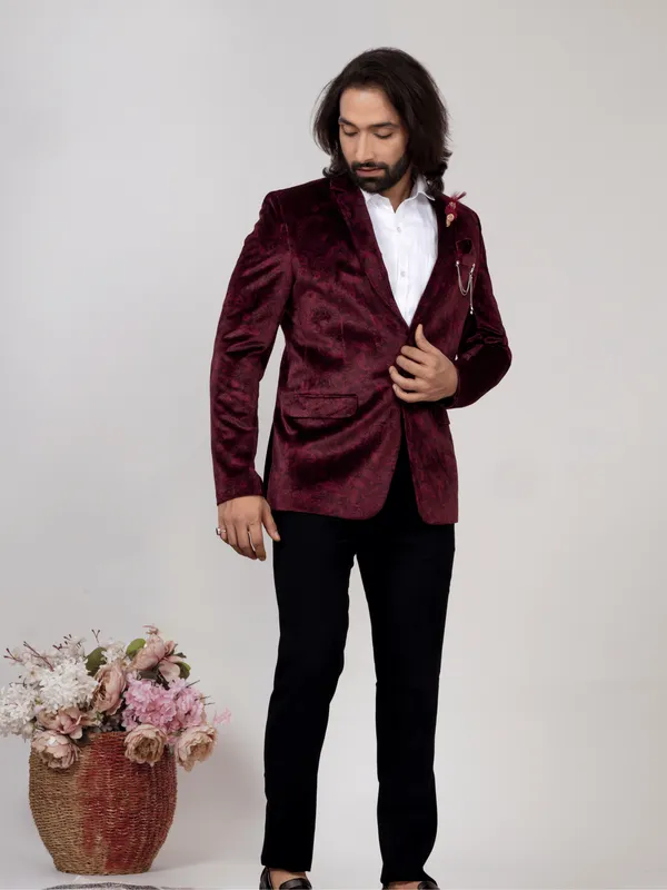 Wine_Velvet_Paisley_Jacquard_Regular_Fit_Blazer_For_Men