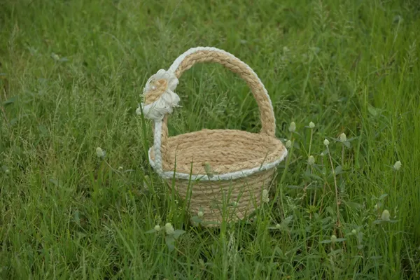 Banana_Fibre_Rustic_Woven_Decorative_Basket