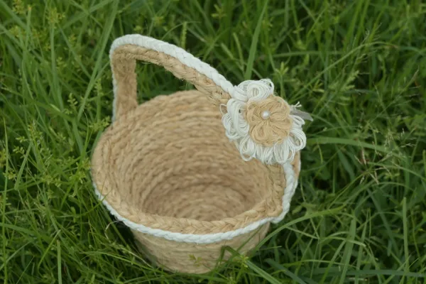 Banana_Fibre_Rustic_Woven_Decorative_Basket