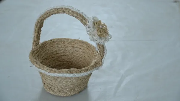 Banana_Fibre_Rustic_Woven_Decorative_Basket