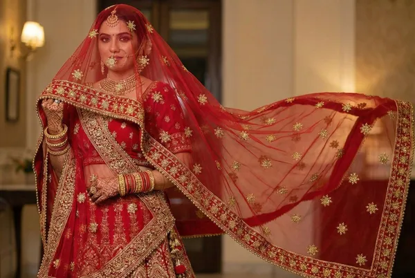 Red_Net_Embroidered_Wedding_Dupatta_For_Women