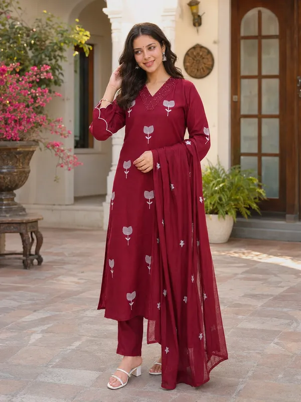 Maroon_Cotton_Straight_Printed_Kurta_Set_For_Women