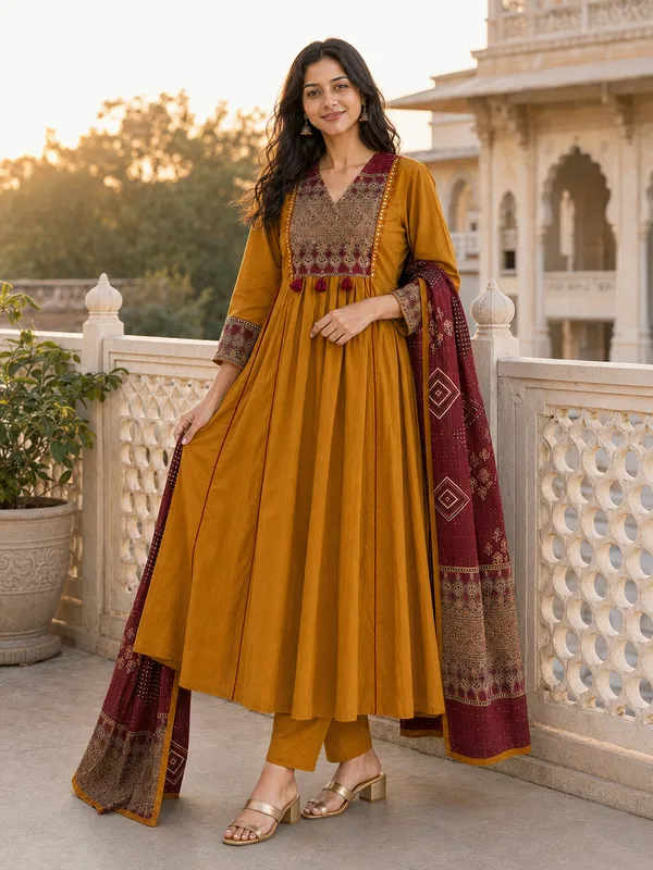Mustard_Cotton_Flared_Anarkali_Kurti_Set_For_Women