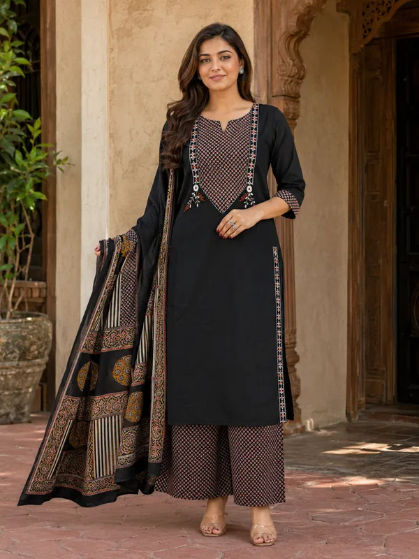 Black_Cotton_Printed_Kurta_Palazzo_Dupatta_Set_For_Women