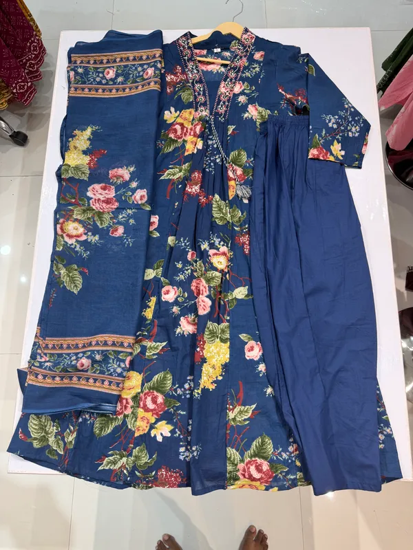 Blue_Cotton_Floral_Anarkali_Kurti_Set_For_Women