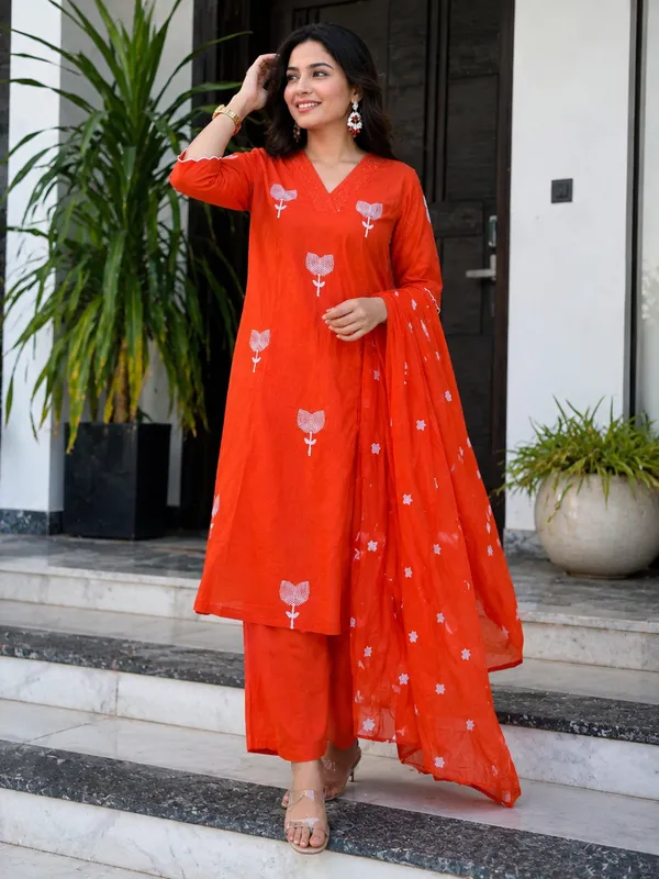 Orange_Cotton_Floral_Print_Straight_Kurti_Set_For_Women