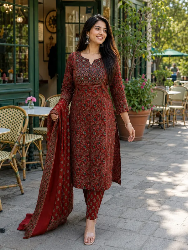 Red_Cotton_Straight_Printed_Kurti_Set_For_Women