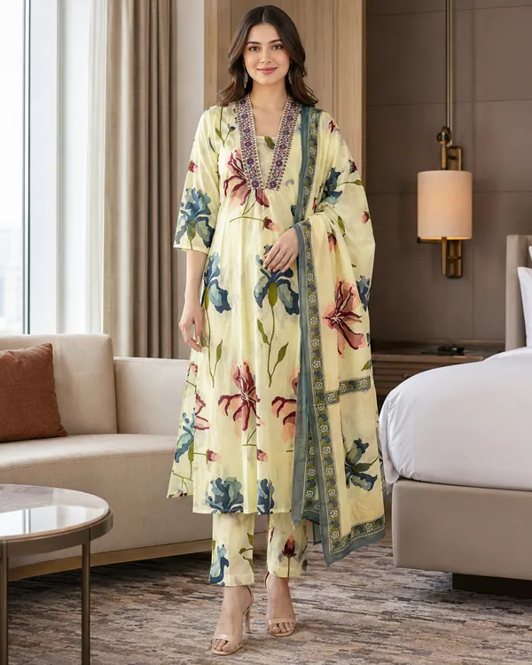 Yellow_Cotton_Floral_Print_Straight_Kurti_Set_For_Women