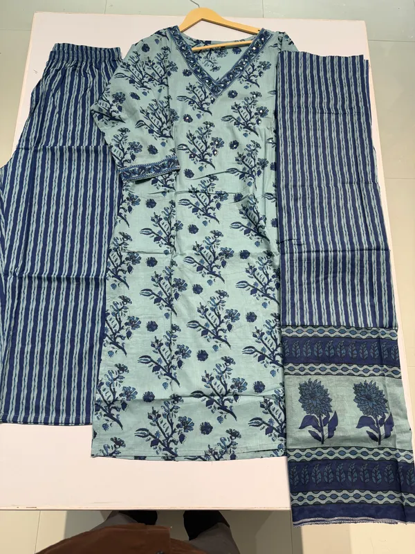 Blue_Cotton_Straight_Floral_Print_Striped_Kurti_Set_For_Women