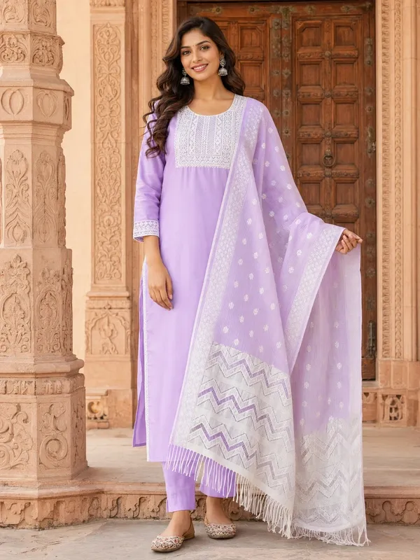 Lilac_Silk_Straight_Embroidered_Kurta_Set_For_Women