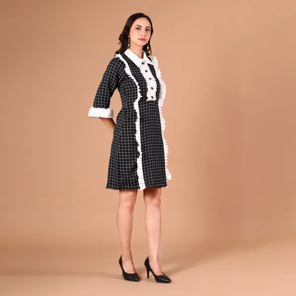 Black_And_White_Premium_Breathable_And_Stretchable_Lycra_And_Polyester_Dress_For_Women