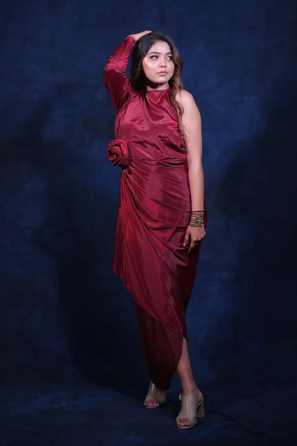 Crape_rose_dress
