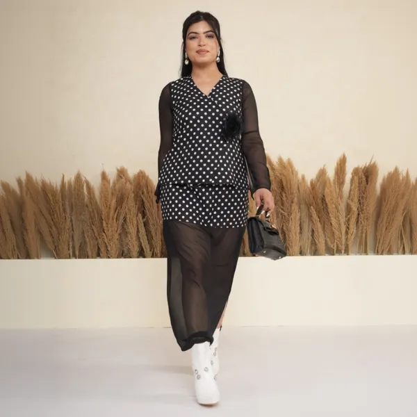 Black_Premium_Breathable_And_Stretchable_Lycra_And_Polyester_Co-ord_Set_For_Women