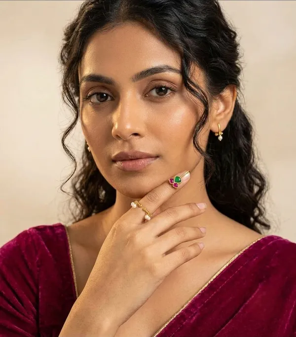 Gold_Brass_Emerald_Triveni_Ring_For_Women