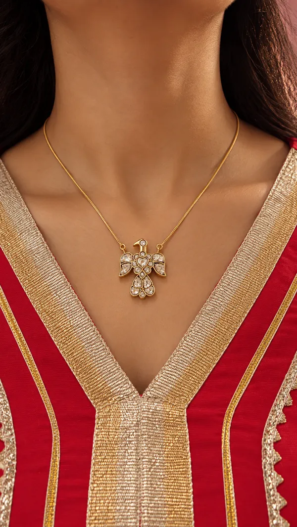 White_Eagle_Chain_Pendant_For_Women