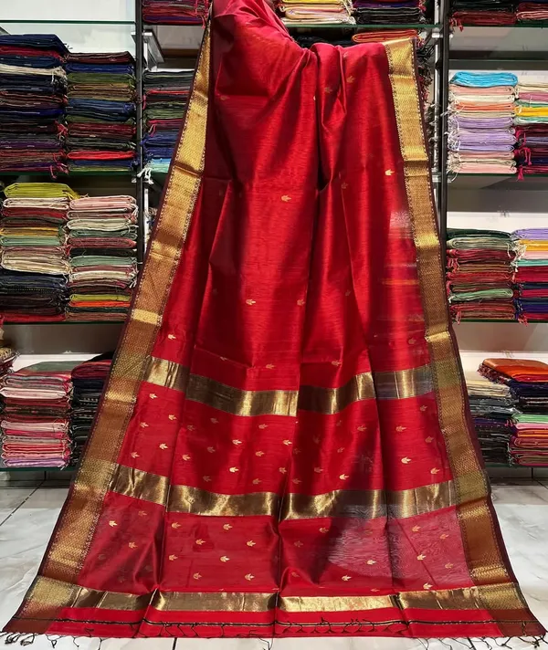 Red_Silk_Traditional_Saree_for_Women