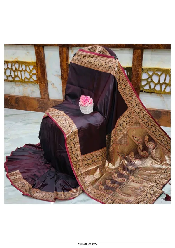 Black_Zari_Border_Saree_for_Women