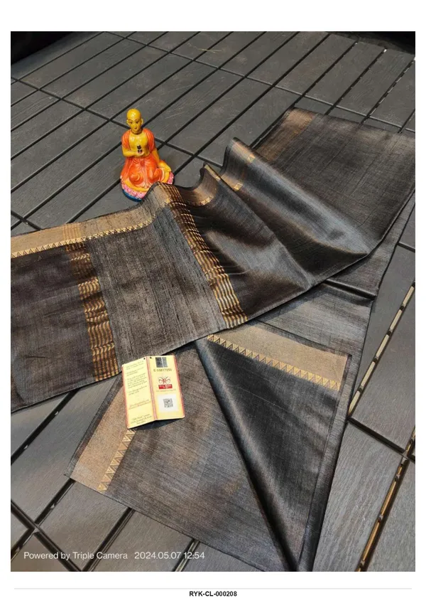 Black_Handloom_Saree_for_Women