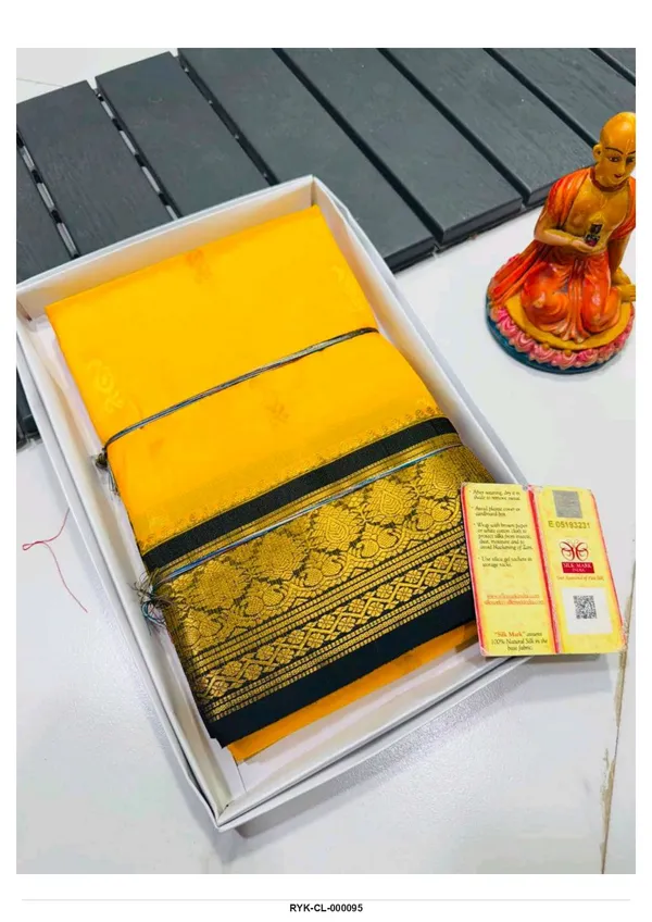 Yellow_Silk_Zari_Border_Saree_for_Women