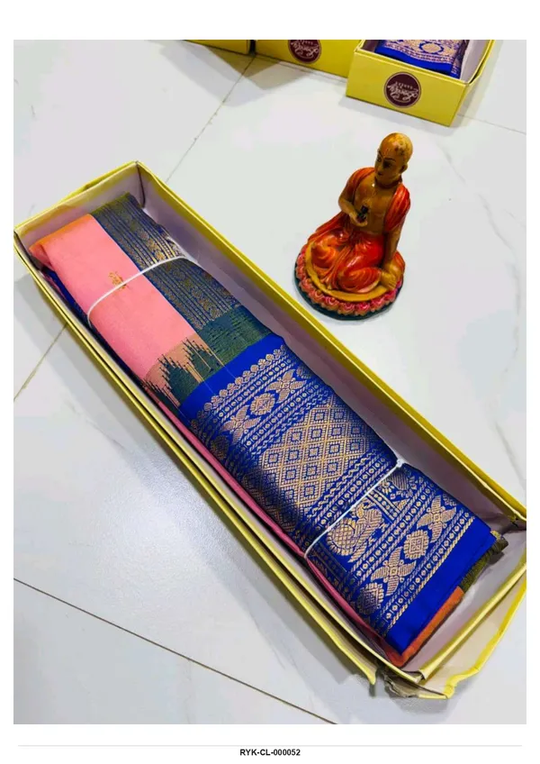 Pink_Traditional_Woven_Saree_for_Women