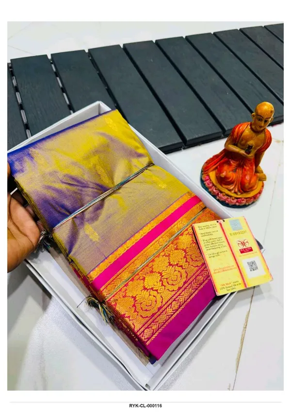 Purple_Silk_Zari_Border_Saree_for_Women