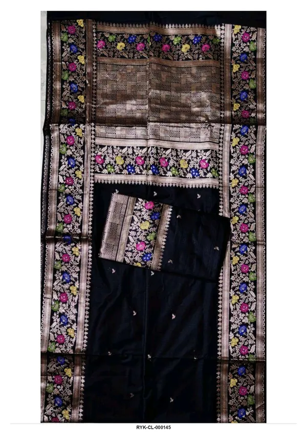 Black_Floral_Border_Saree_For_Women