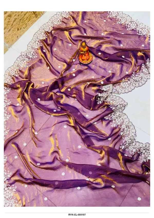 Purple_Lace_Border_Saree_for_Women